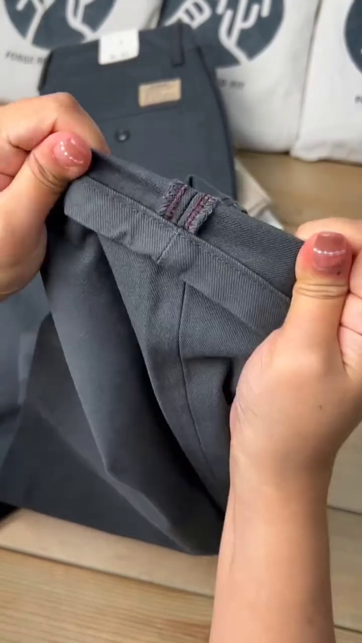 Men?s Premium Relaxed Fit Cotton Chinos