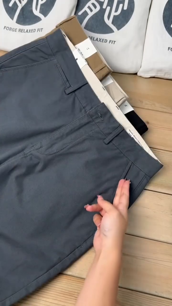 Men?s Premium Relaxed Fit Cotton Chinos