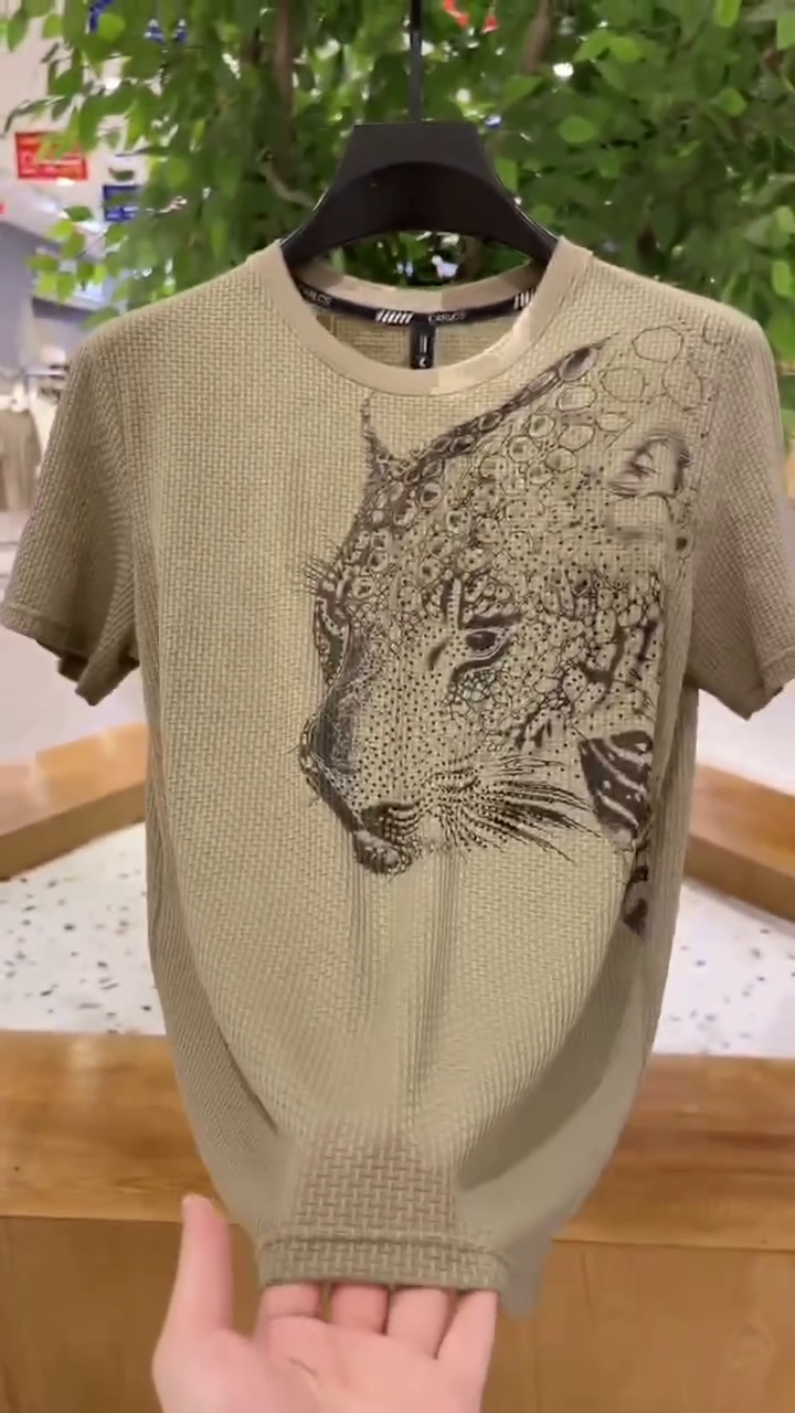 Men?s Premium Graphic Print T-Shirt